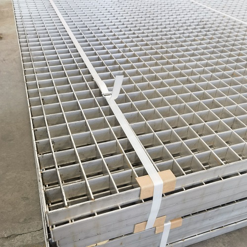 如何辨別劣質(zhì)鋼格板？看這4個(gè)細(xì)節(jié)，避免安全隱患