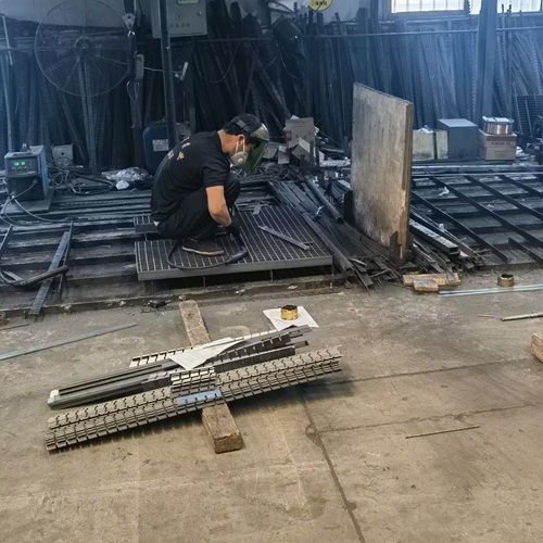 工程人必備！鋼格柵的6種實(shí)用場景解析