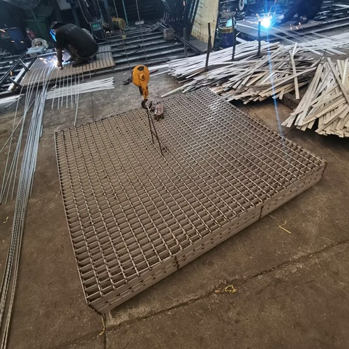 從工業(yè)到藝術(shù)，鋼格柵正在成為設(shè)計(jì)師的新寵