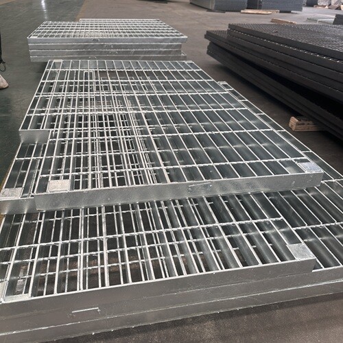 鋼格柵板承載能力測(cè)試報(bào)告出爐，數(shù)據(jù)說話！