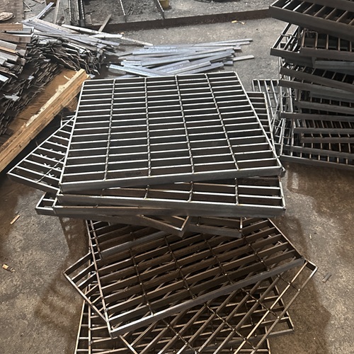 鋼格柵板承載不足怎么辦？換型號(hào)還是加固